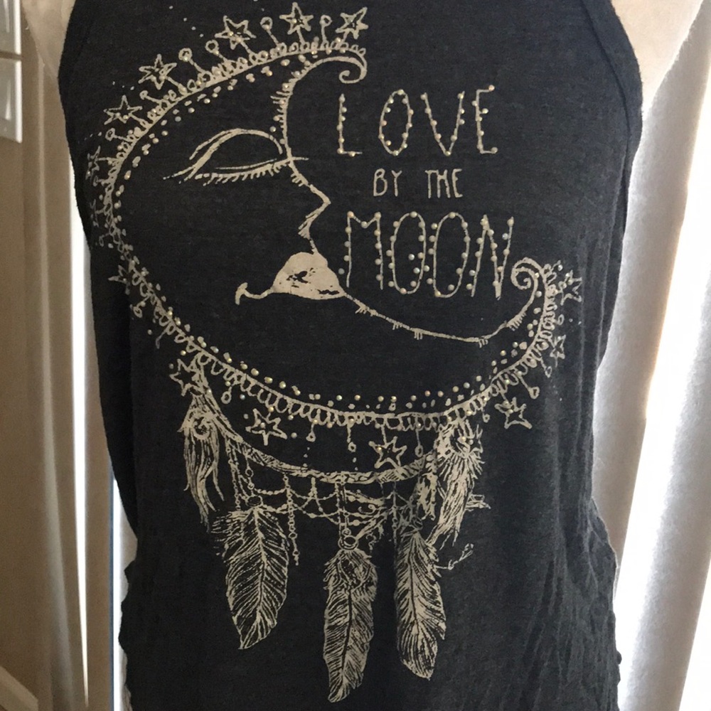 Gray graphic tank top